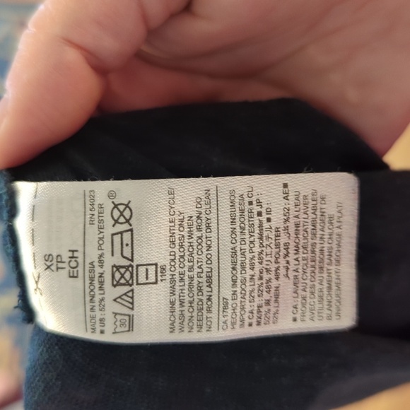 Old Navy blue linen-blend boyfriend t-shirt with pocket oversized women's XS - Picture 5 of 7